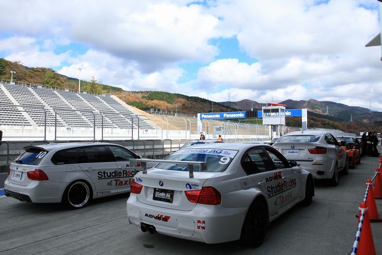 BMWfam2010_8.jpg
