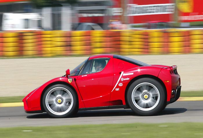 mini-ferrari_enzo_5.jpg