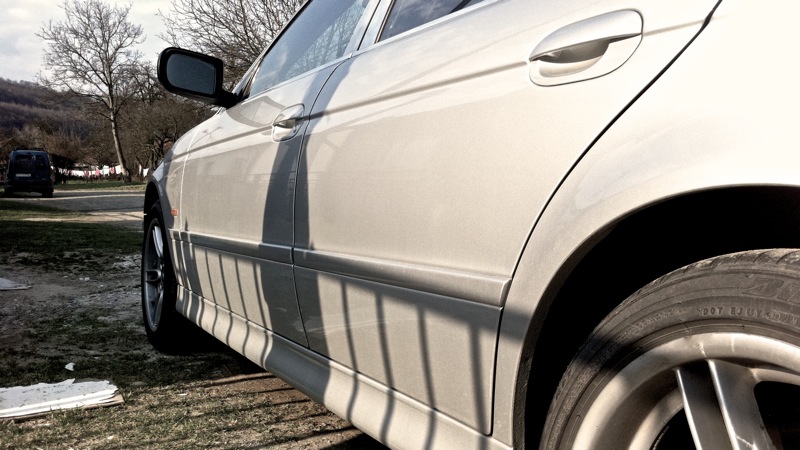 BMW_525iA_9.jpg