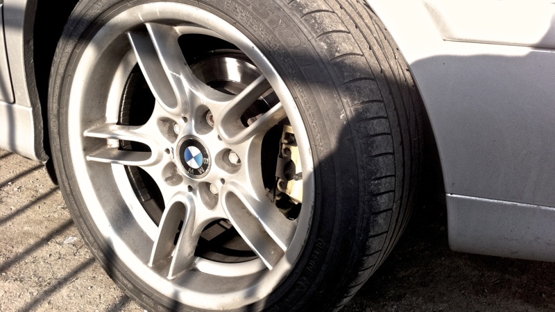 BMW_525iA_10.jpg