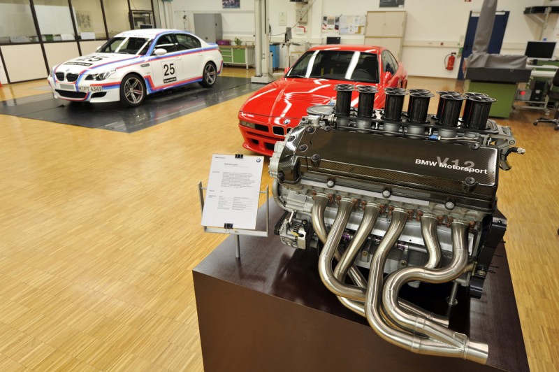 v12-002.jpg